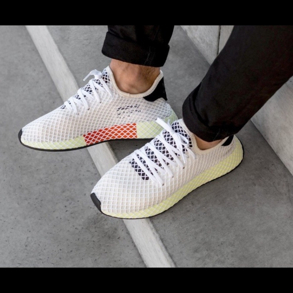 DEERUPT runner 8 men’s (9.5 women’s wide)